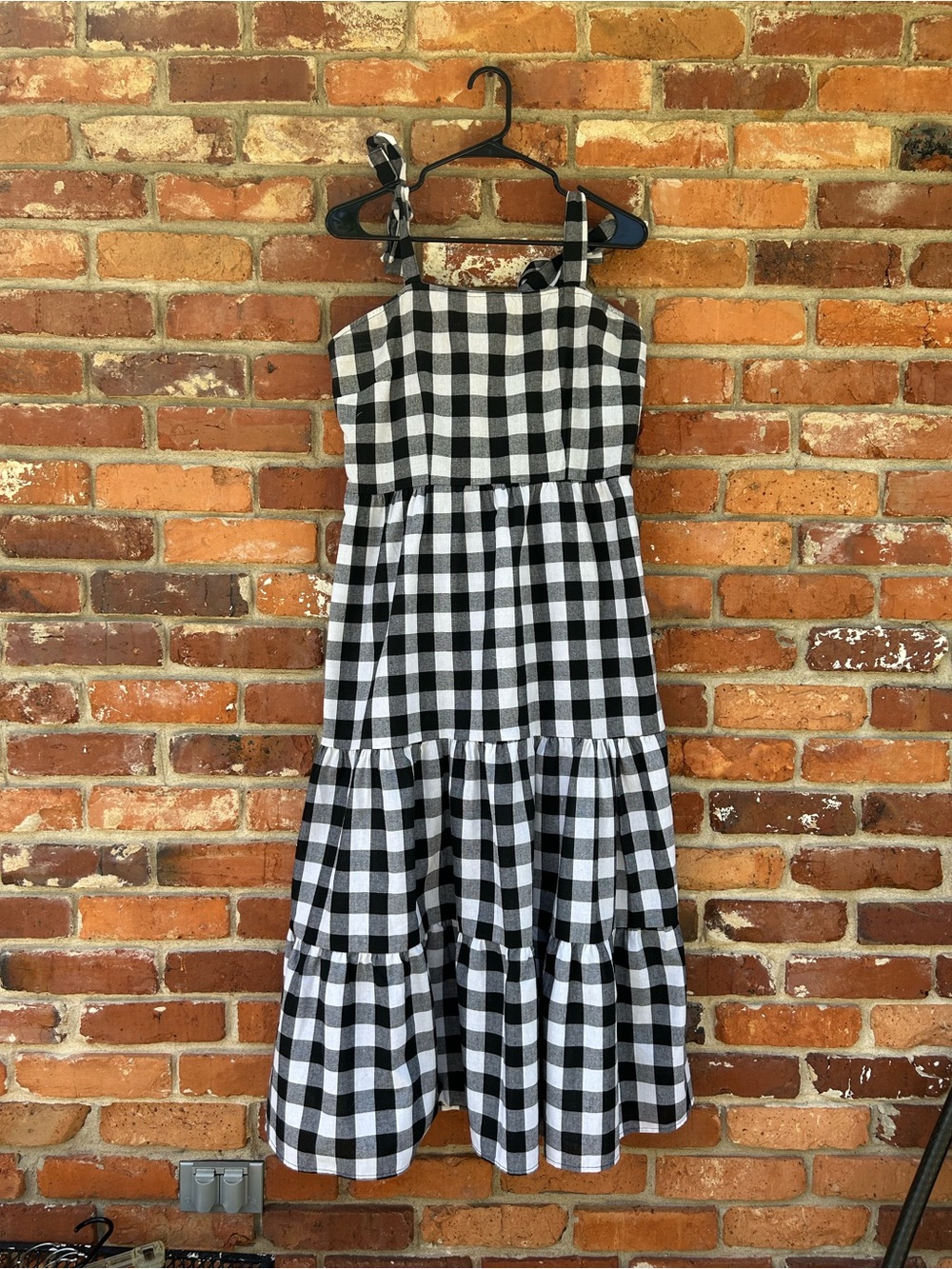 SHEIN Women’s Black/White Gingham Tiered Ruffle Sundress Large Tie Shoulder
